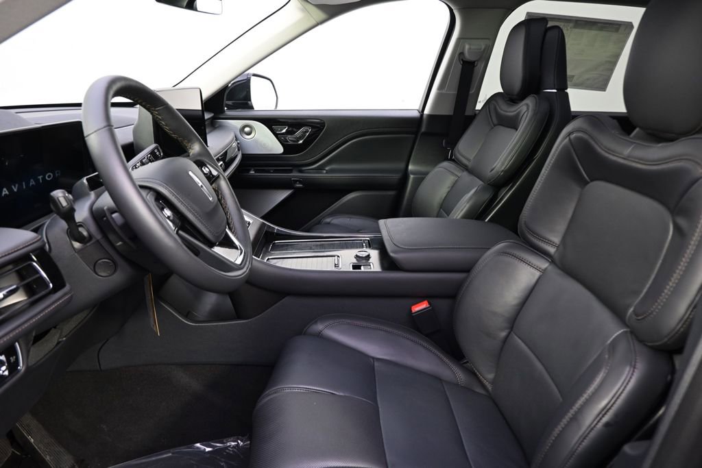 New 2026 Lincoln Aviator Reserve image 13