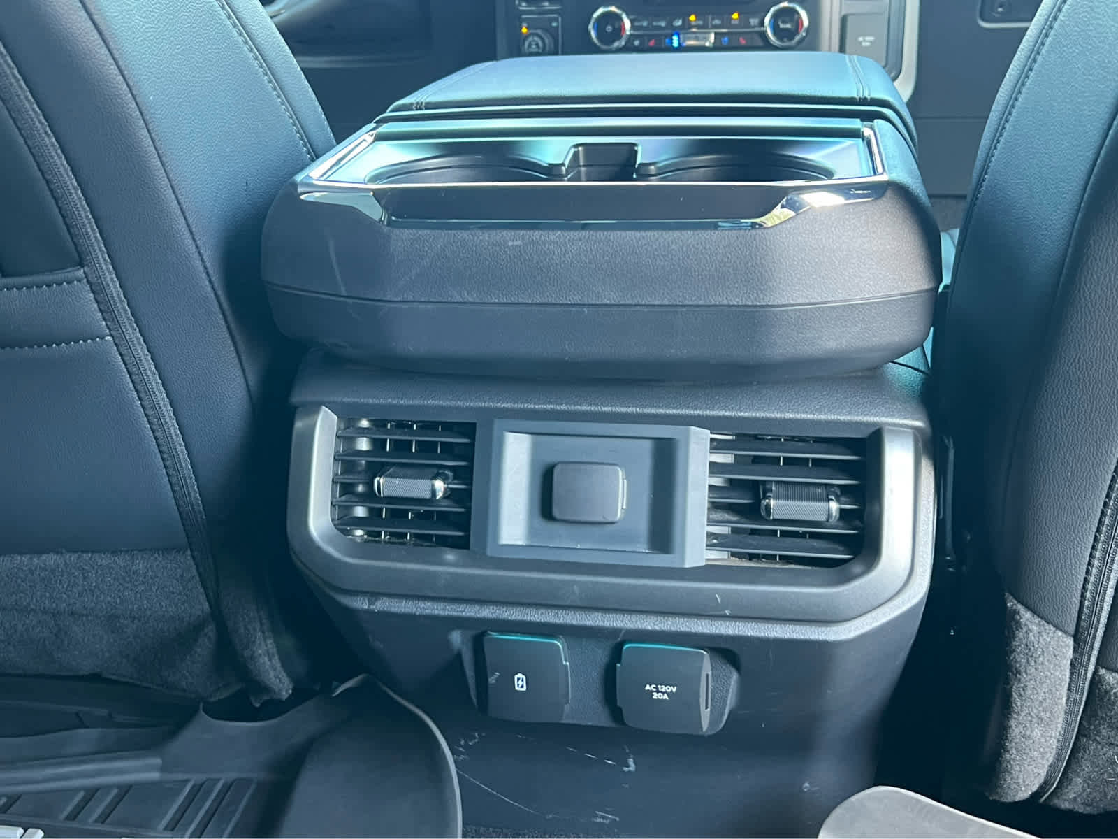 Certified 2025 Ford F150 Lariat w/ Equipment Group 501A Mid AWD/4WD image 24