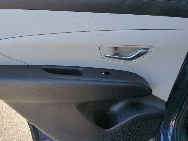 Used 2025 Hyundai Tucson SEL AWD/4WD image 24