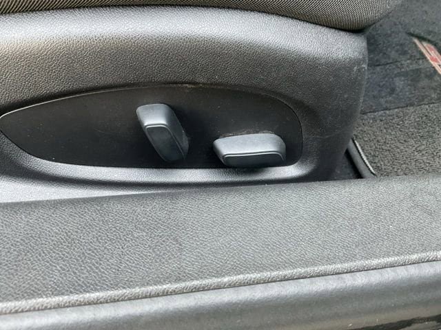 Used 2018 Chevrolet Camaro SS image 15
