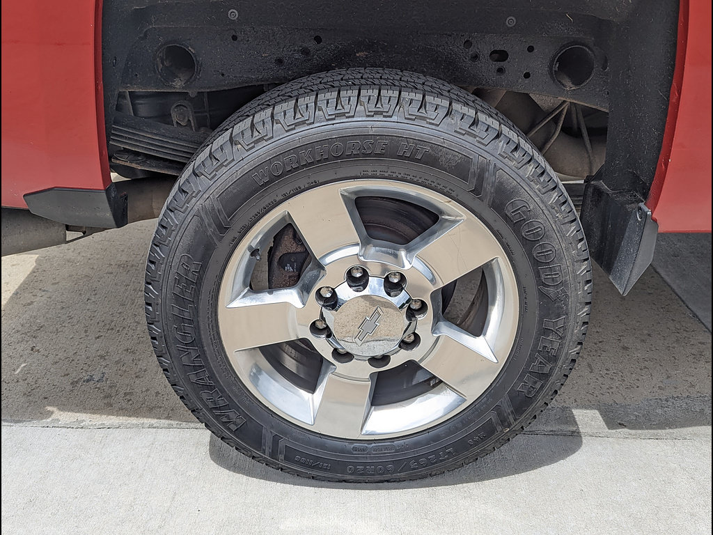 Used 2016 Chevrolet Silverado 2500 LTZ w/ Duramax Plus Package AWD/4WD image 19