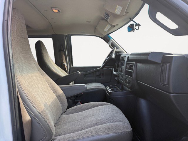 Used 2017 Chevrolet Express 3500 LT w/ LT Preferred Equipment Group image 10