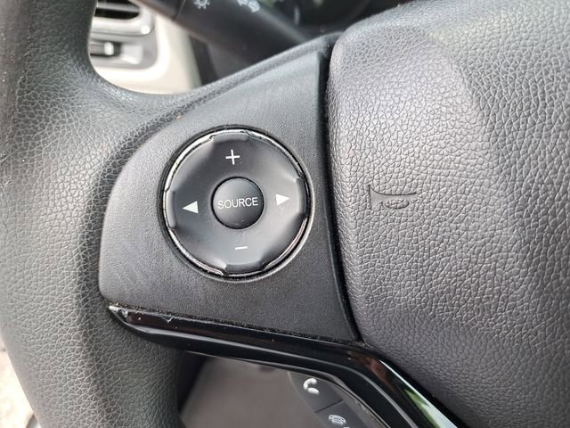 Used 2016 Honda HR-V LX image 21