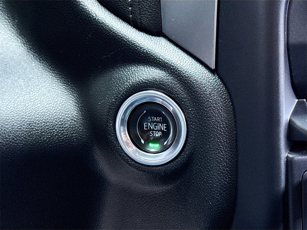 Used 2019 Chevrolet Silverado 1500 LT image 16