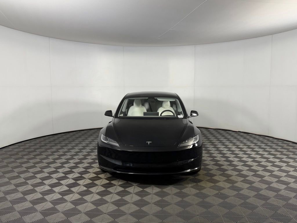 Used 2025 Tesla Model 3 Long Range image 10