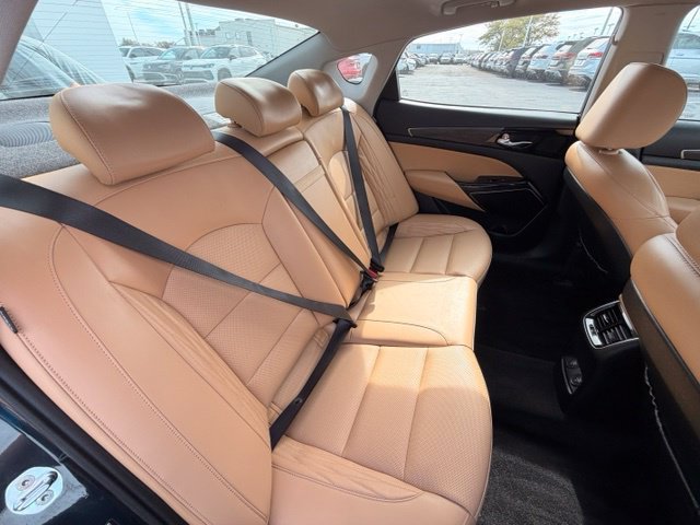 Used 2020 Kia Cadenza Limited FWD image 12