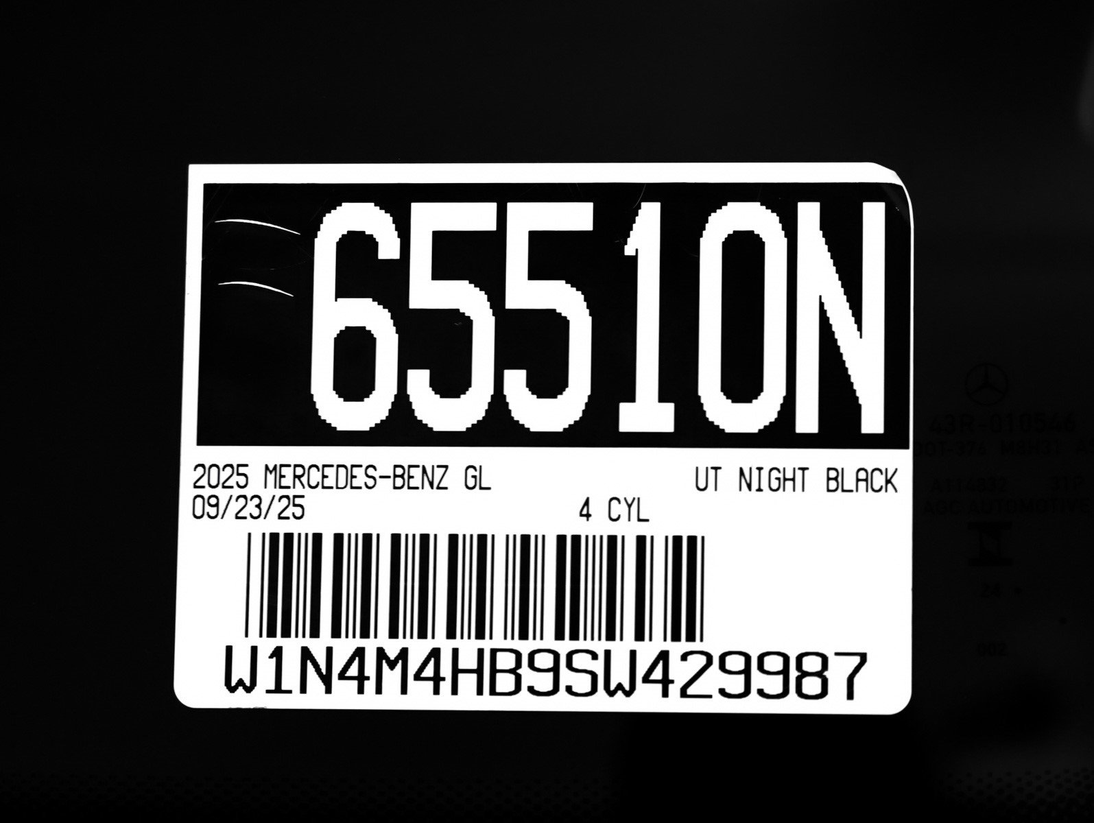 New 2025 Mercedes-Benz GLB 250 4MATIC image 26