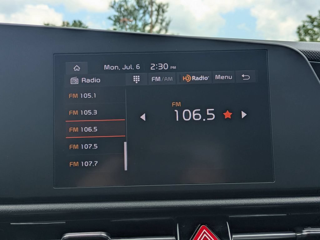 Used 2025 Kia Niro LX FWD image 19
