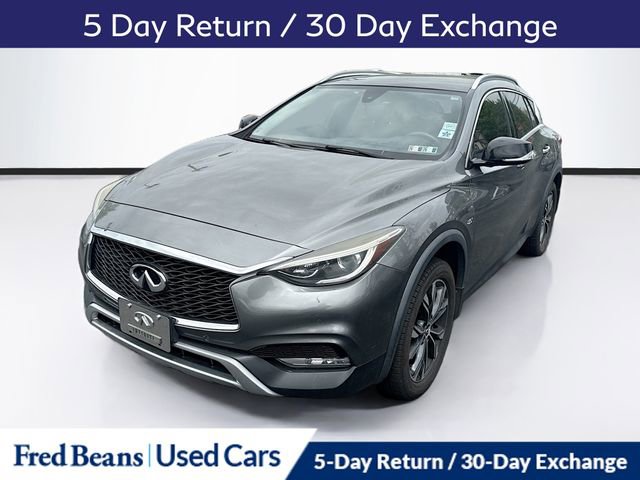 Used 2018 INFINITI QX30 Premium w/ Navigation Package AWD/4WD image 3