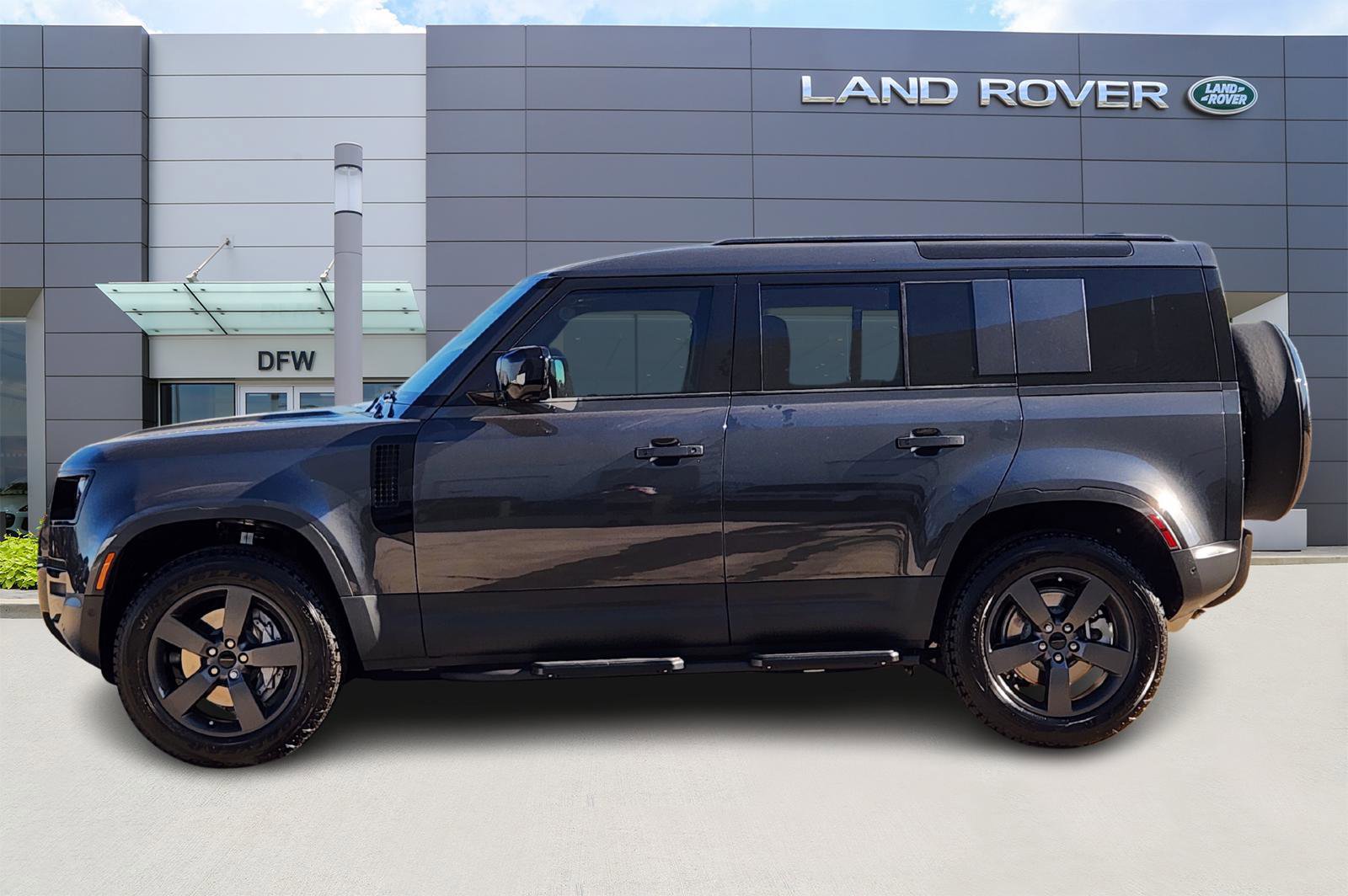 New 2026 Land Rover Defender 110 S image 3