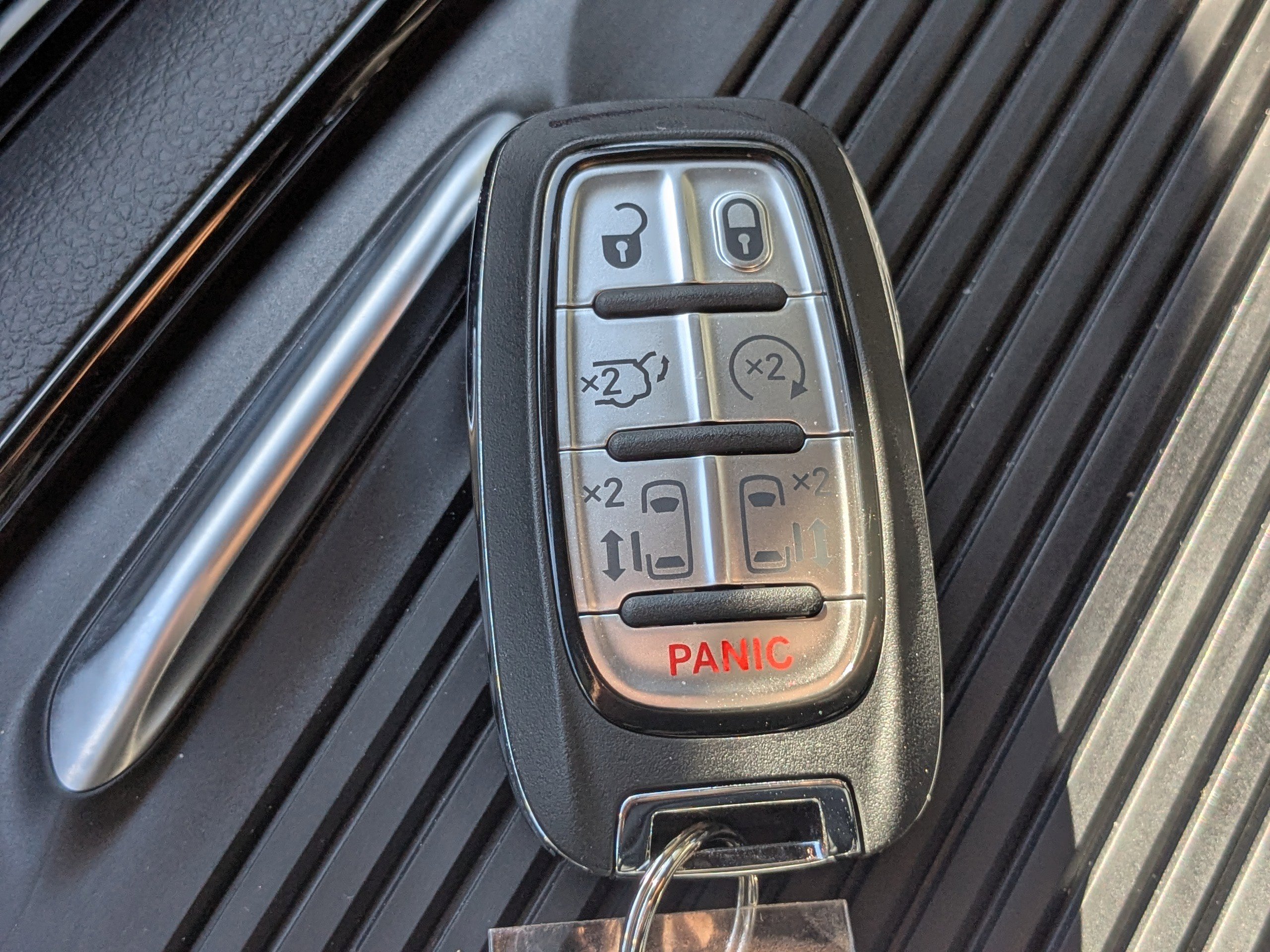 New 2026 Chrysler Pacifica Limited w/ S Appearance Package image 29
