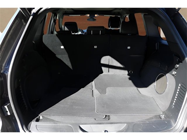 Used 2020 Jeep Grand Cherokee Limited w/ Luxury Group II image 16