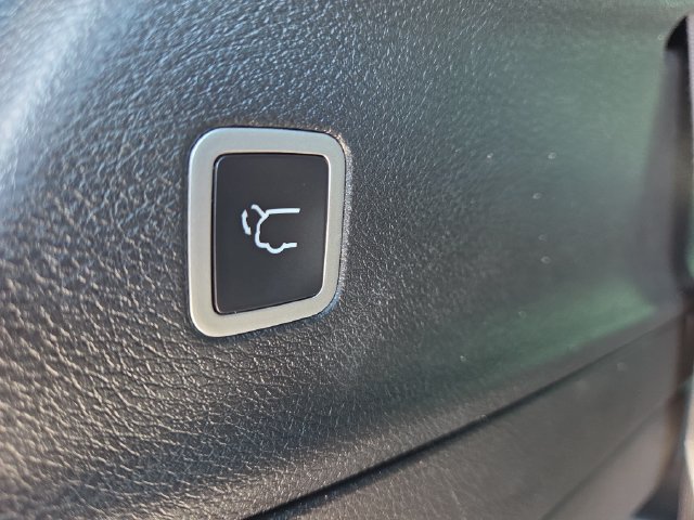 Used 2025 Chrysler Pacifica Limited FWD image 33