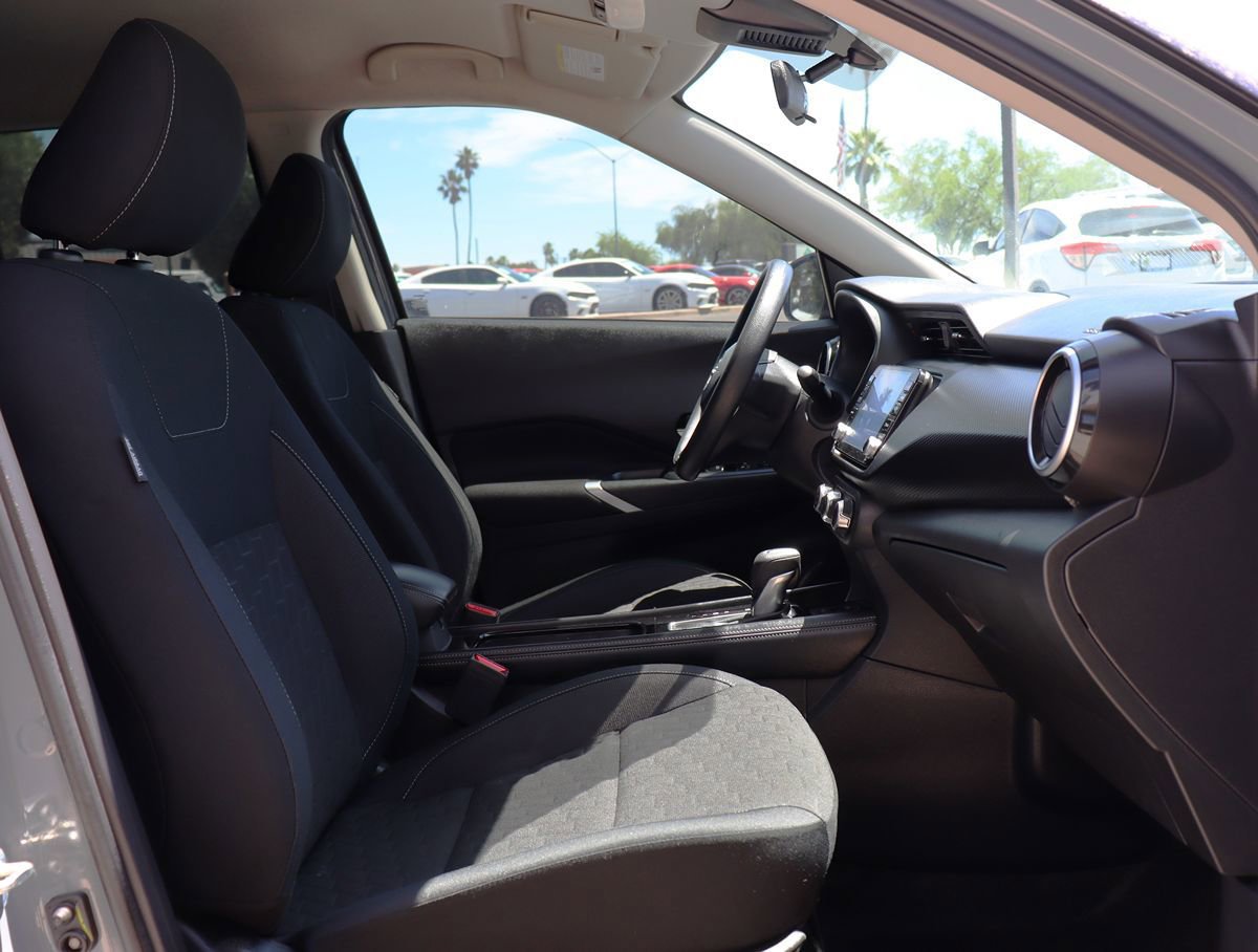 Used 2023 Nissan Kicks SV w/ Exterior Package FWD image 34