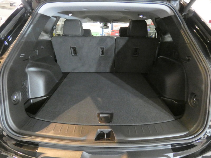 Used 2024 Chevrolet Blazer LT w/ Convenience Package FWD image 6