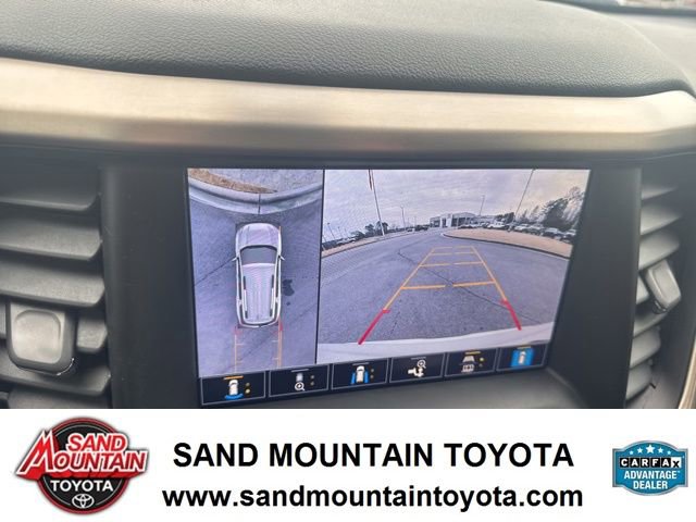 Used 2023 GMC Acadia Denali w/ Denali Ultimate Package image 28