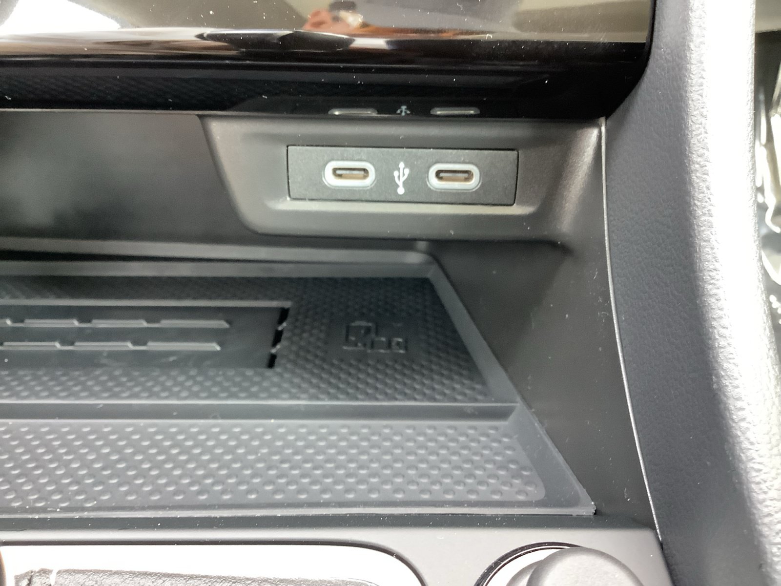 New 2026 Volkswagen Jetta SEL FWD image 21