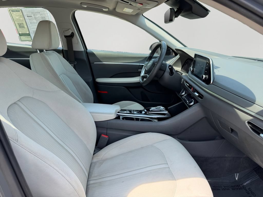 Used 2022 Hyundai Sonata SEL w/ Convenience Package FWD image 12