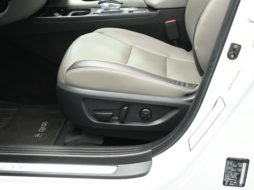 Used 2024 INFINITI QX50 Luxe image 11