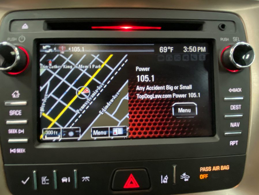 Used 2016 GMC Acadia Denali AWD/4WD image 32