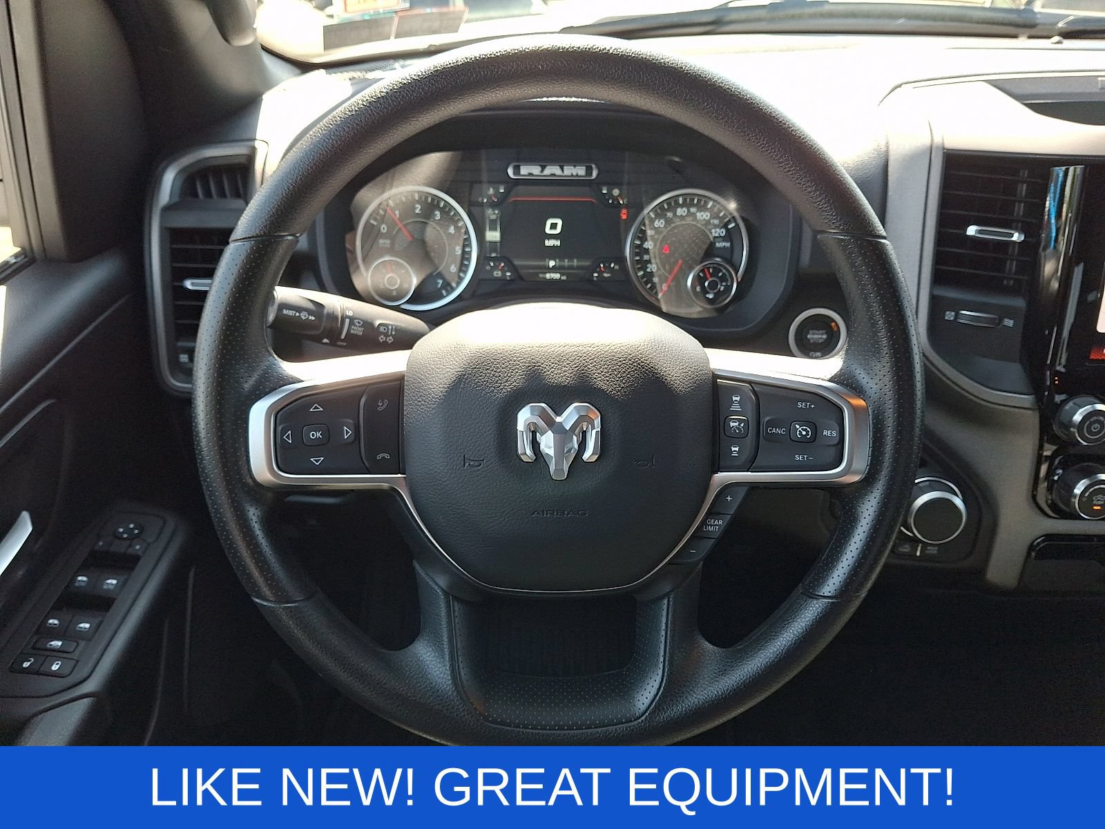 Used 2025 RAM 1500 Warlock AWD/4WD image 19