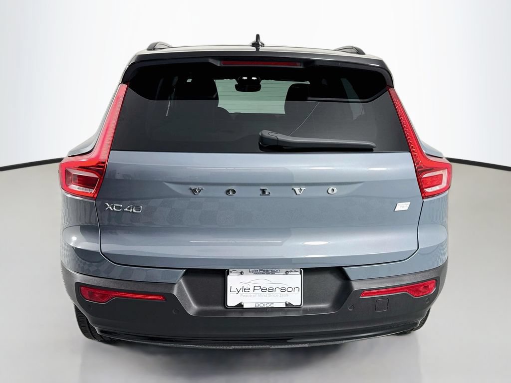 Used 2023 Volvo XC40 Recharge Plus AWD/4WD image 10