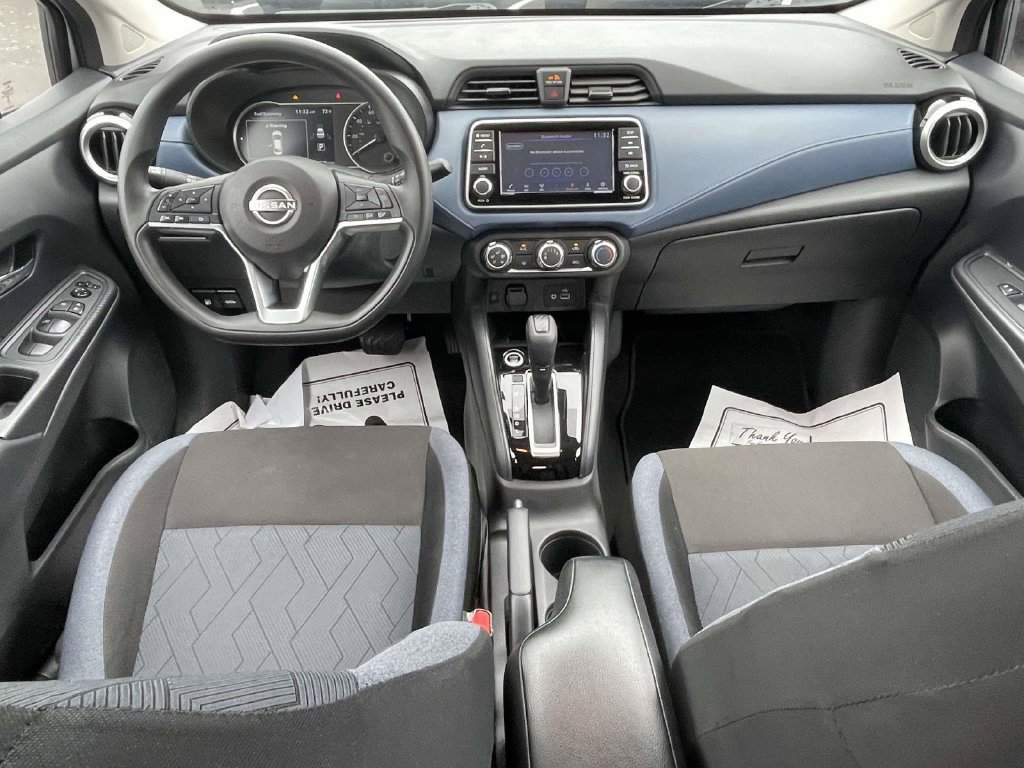 Used 2025 Nissan Versa SV FWD image 11