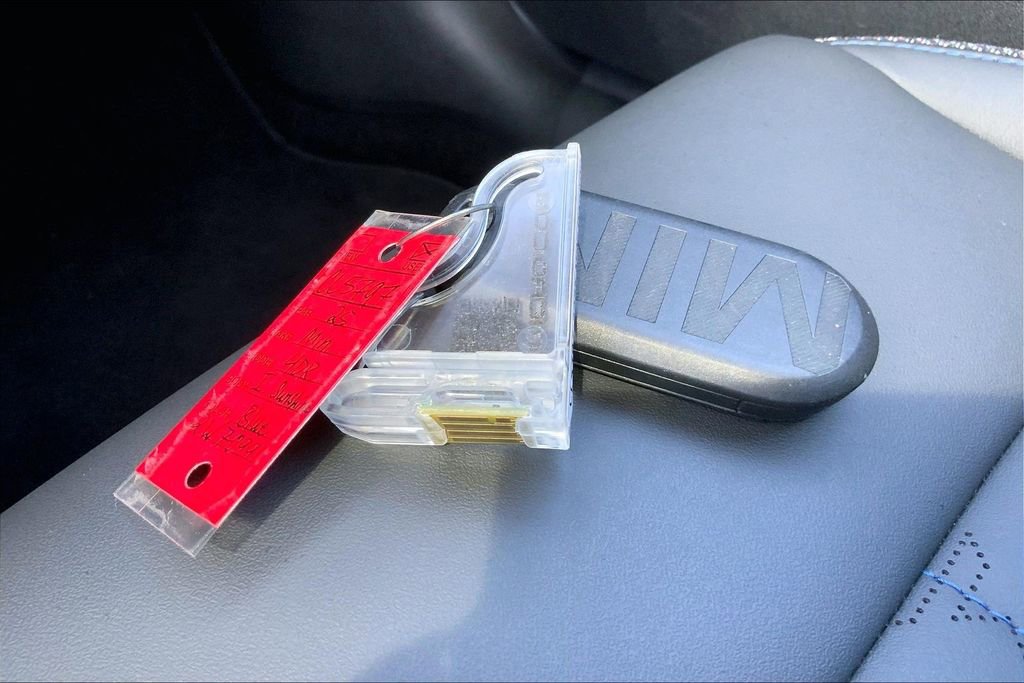 Certified 2025 MINI Cooper S image 14