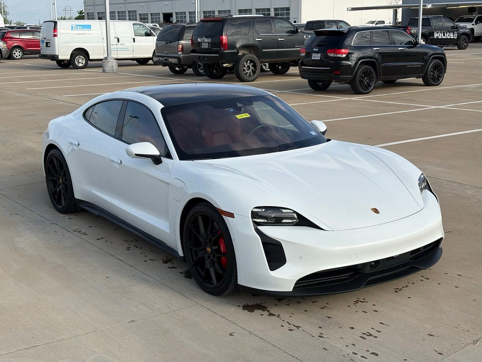 Used 2023 Porsche Taycan GTS image 10