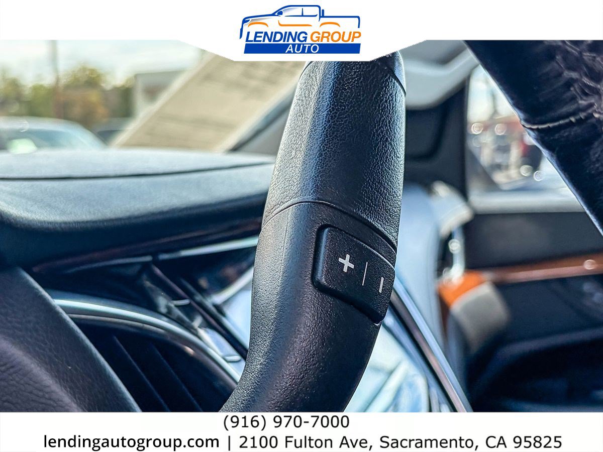 Used 2016 Cadillac Escalade ESV Luxury AWD/4WD image 19