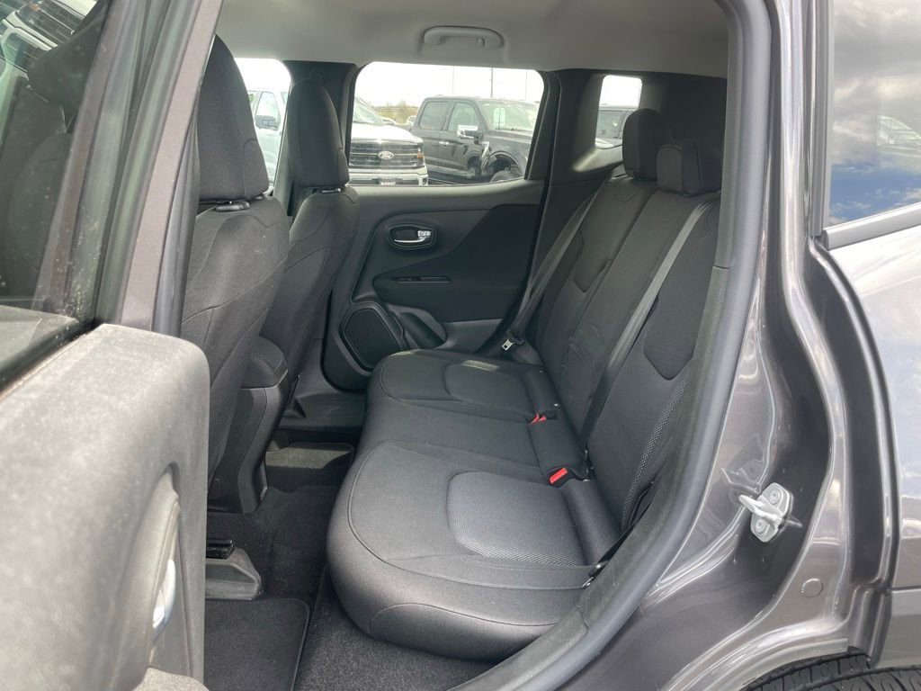 Used 2020 Jeep Renegade Sport w/ Sport Appearance Group FWD image 8