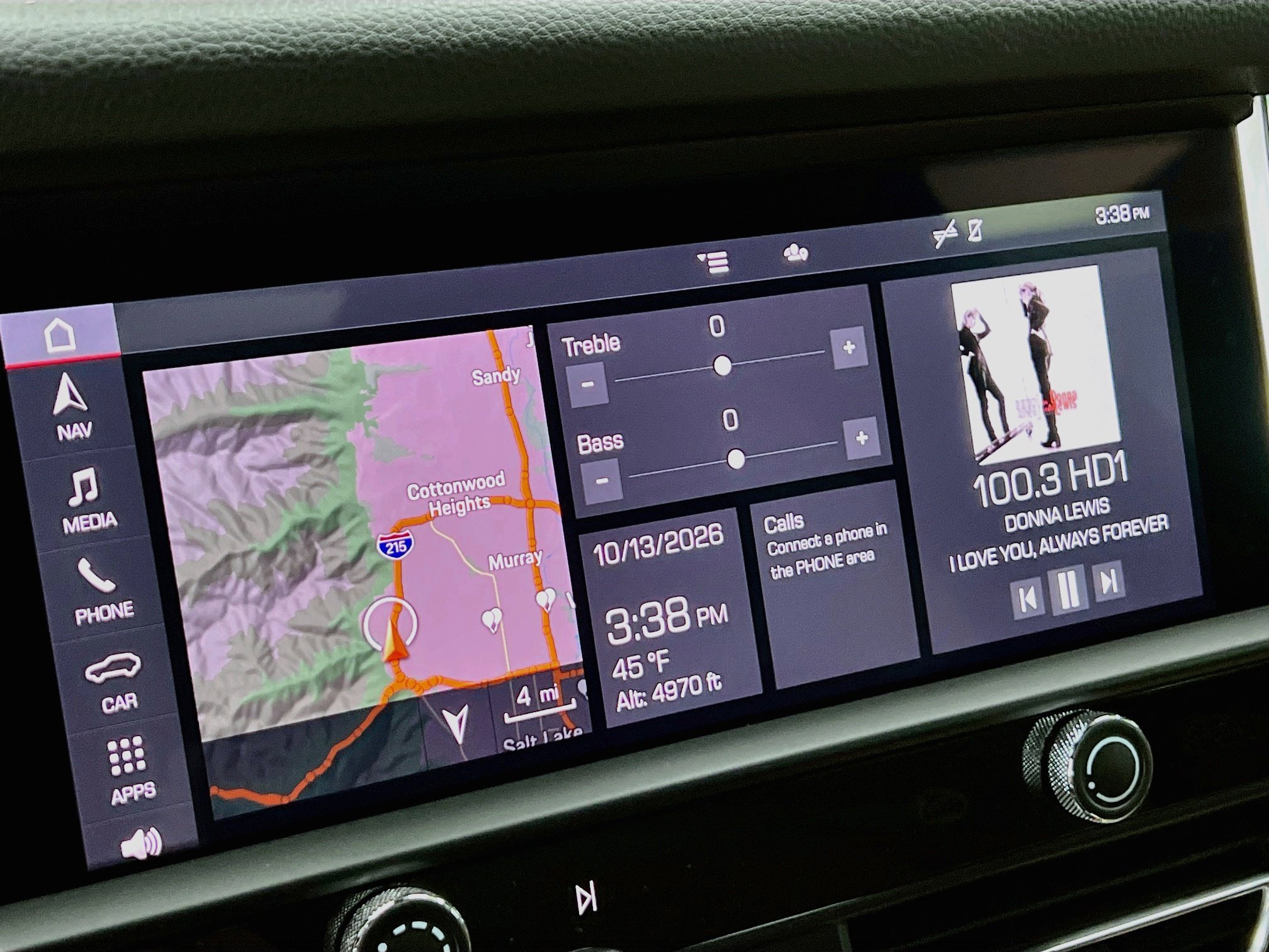Certified 2023 Porsche Macan S AWD/4WD image 15