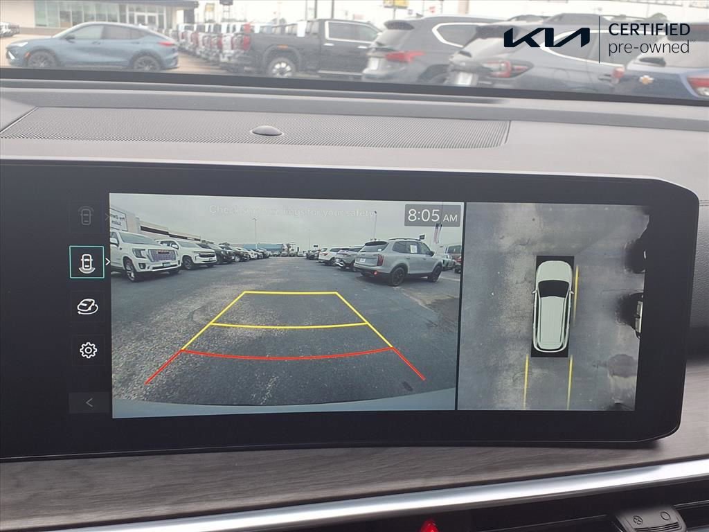 Certified 2025 Kia Sorento SX Prestige w/ Olive Brown Leather Package image 4