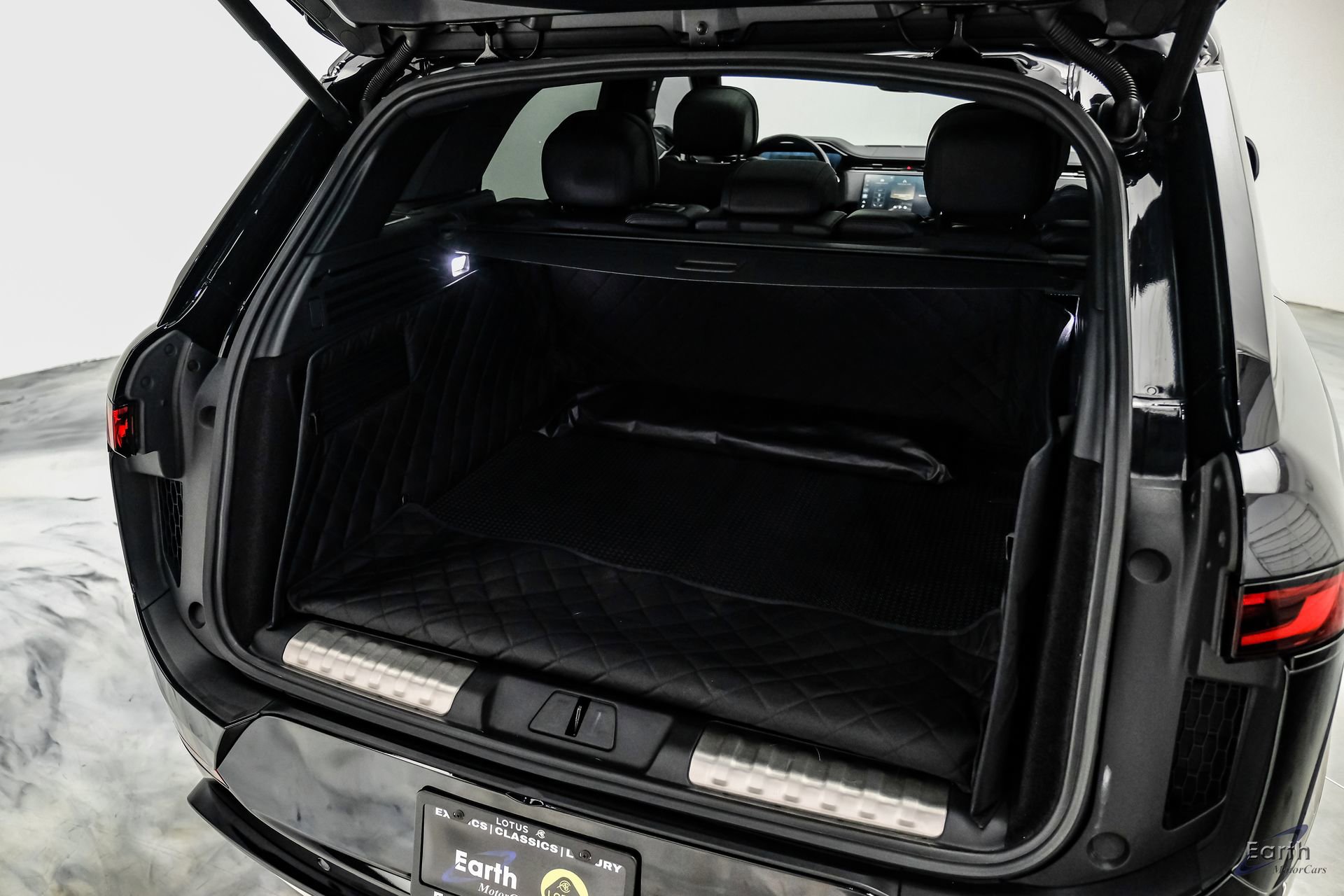 Used 2024 Land Rover Range Rover Sport Dynamic SE AWD/4WD image 90
