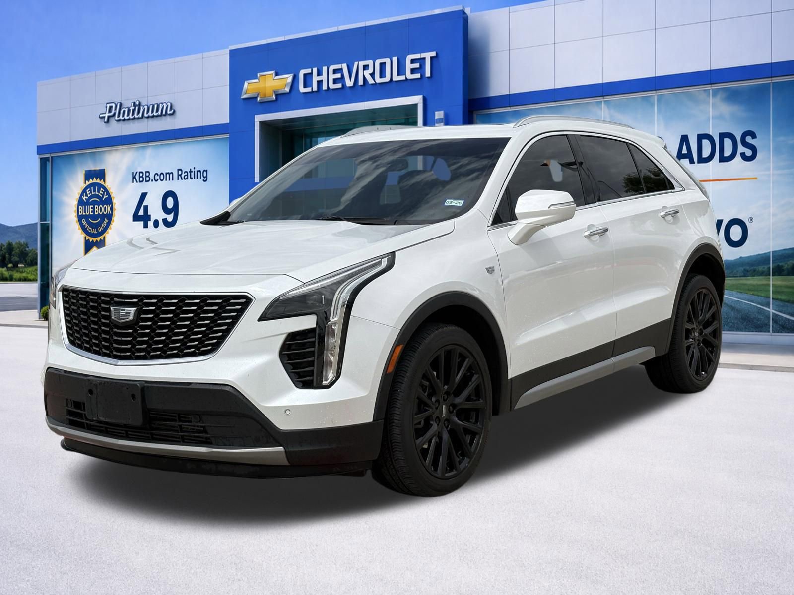 Used 2023 Cadillac XT4 Premium Luxury w/ Driver Assist Package FWD image 3