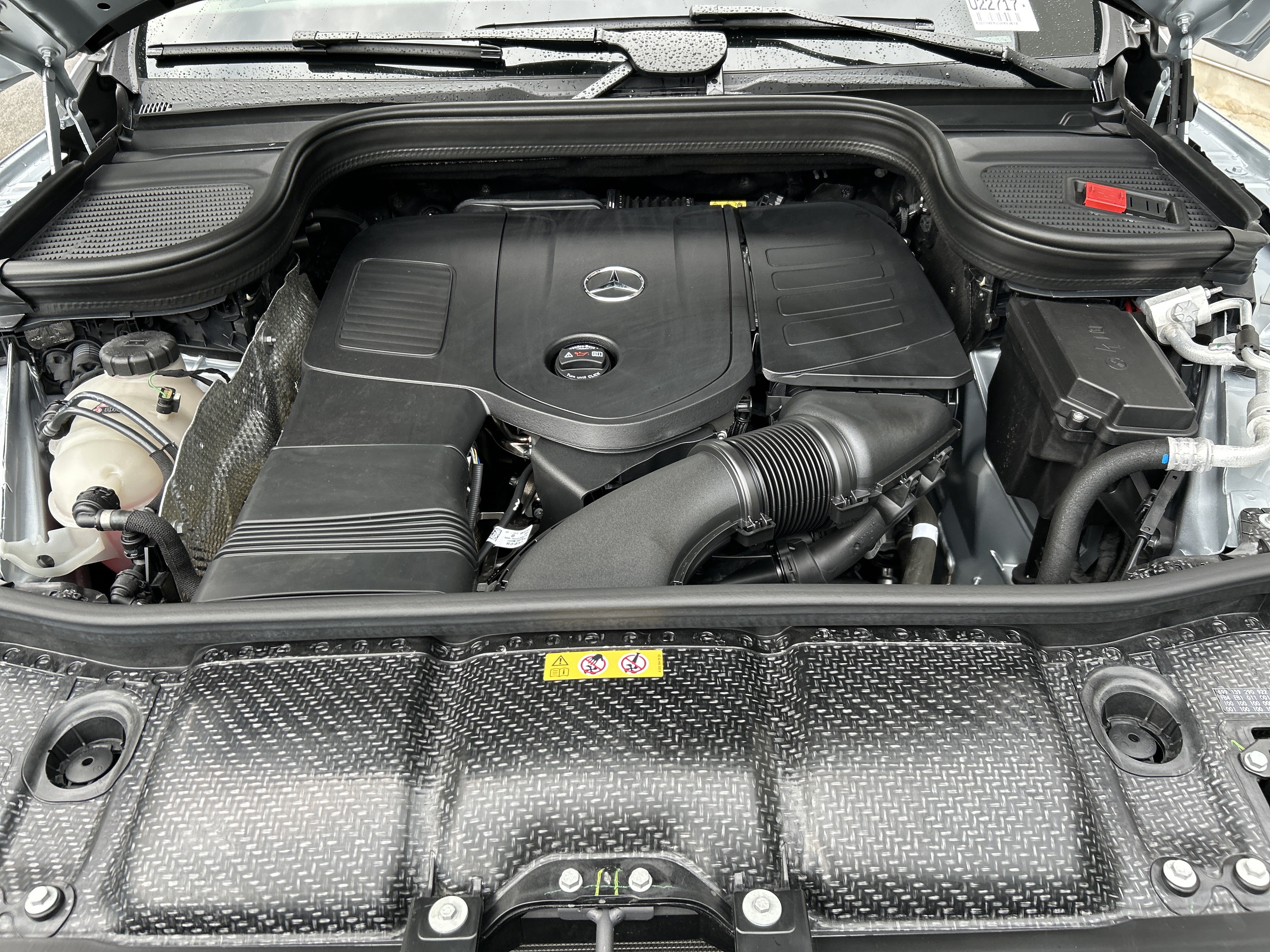 Certified 2025 Mercedes-Benz GLE 350 4MATIC w/ AMG Line Exterior image 53