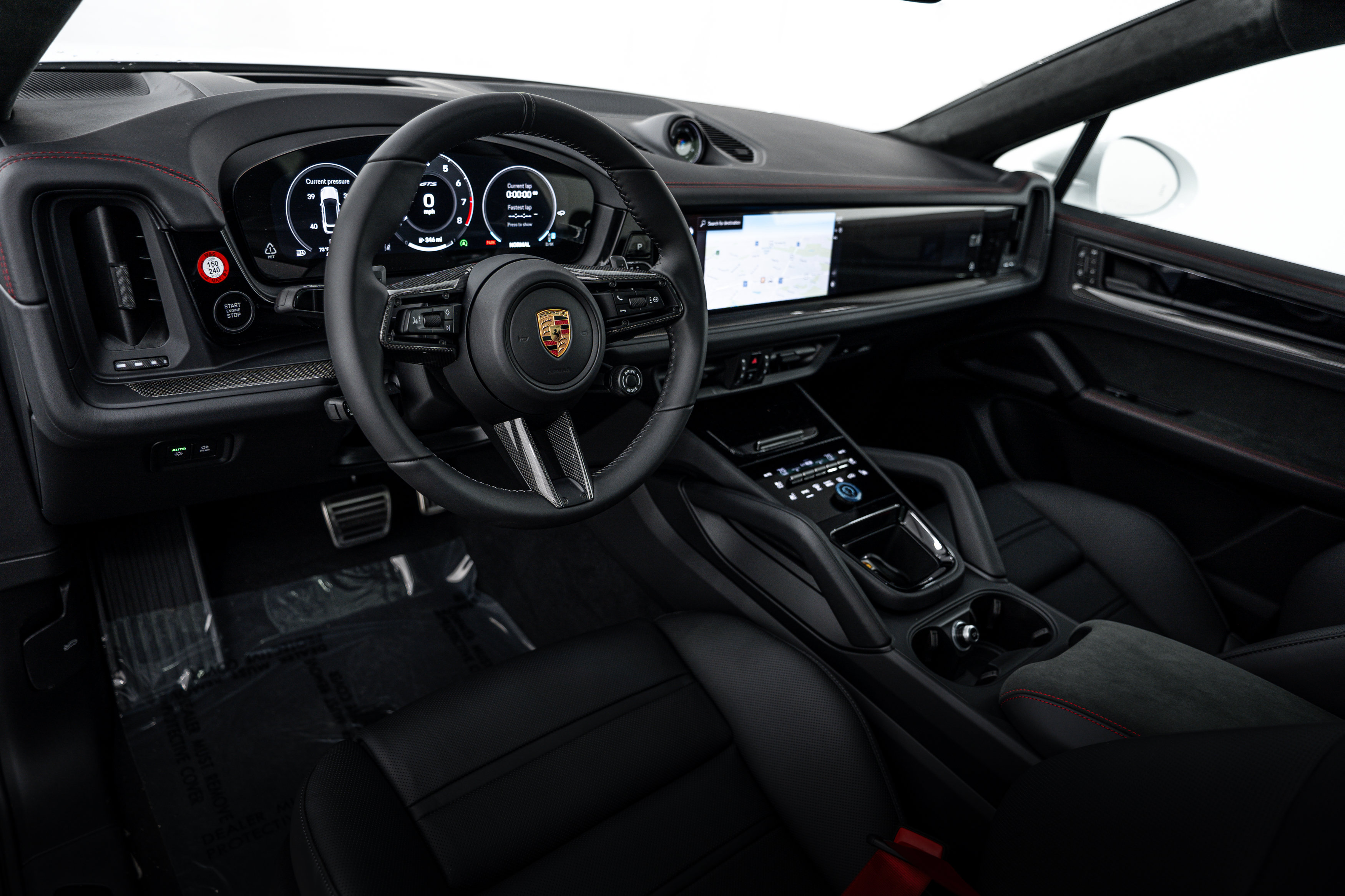 New 2026 Porsche Cayenne GTS AWD/4WD image 4