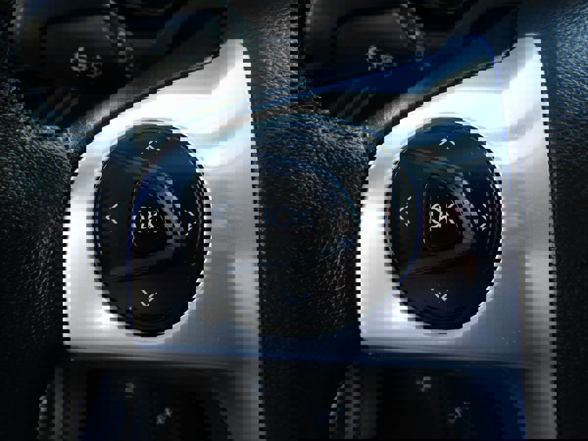 Used 2016 Ford C-MAX SE image 9