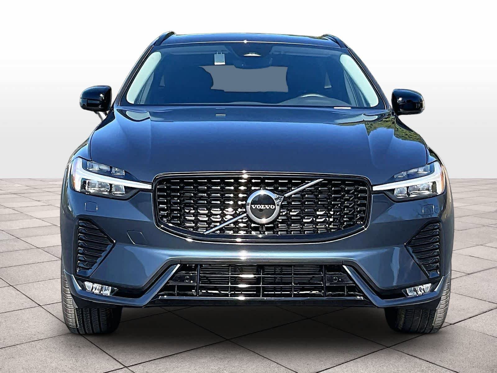 New 2025 Volvo XC60 B5 Core w/ Protection Package Premier image 5