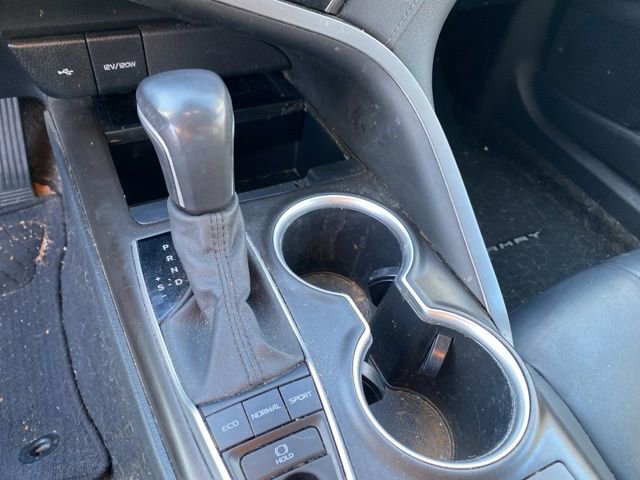 Used 2021 Toyota Camry XLE image 16