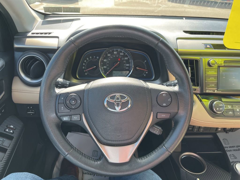 Used 2015 Toyota RAV4 Limited image 19