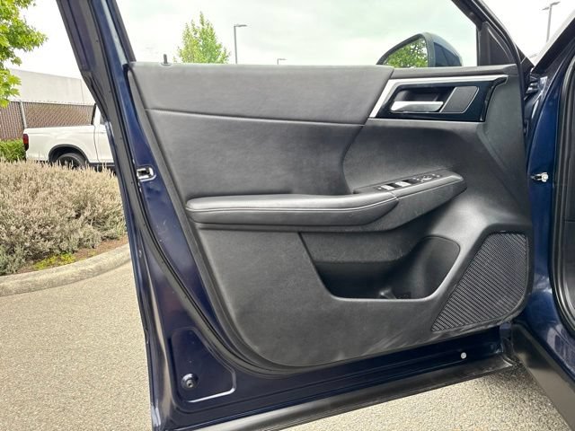 Used 2023 Mitsubishi Outlander SE AWD/4WD image 14
