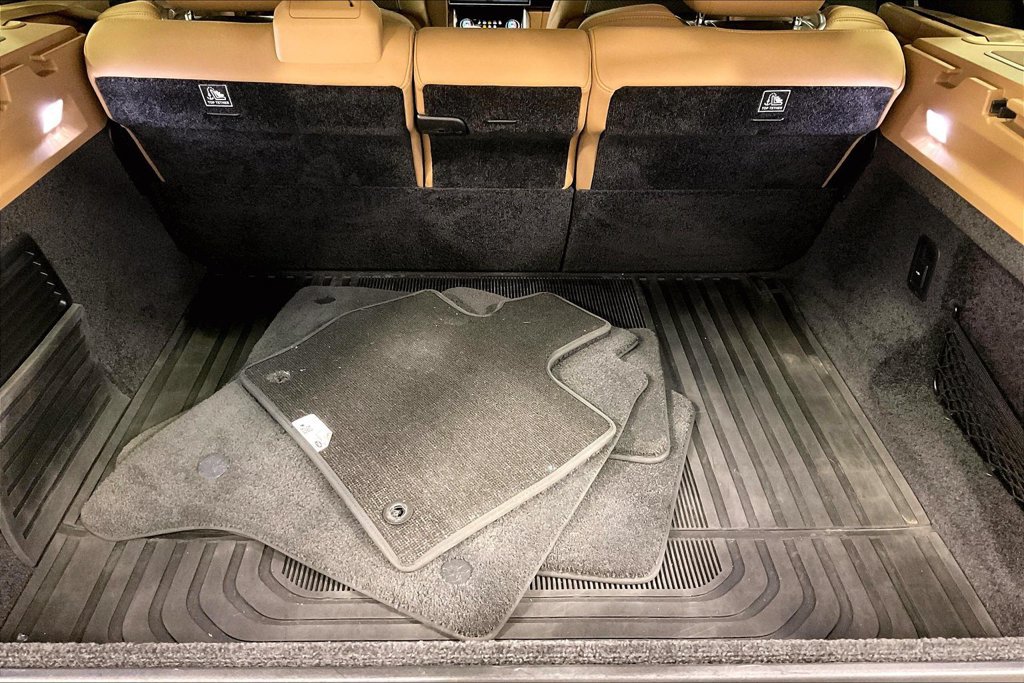 Certified 2023 Land Rover Range Rover Long Wheelbase Autobiography AWD/4WD image 5