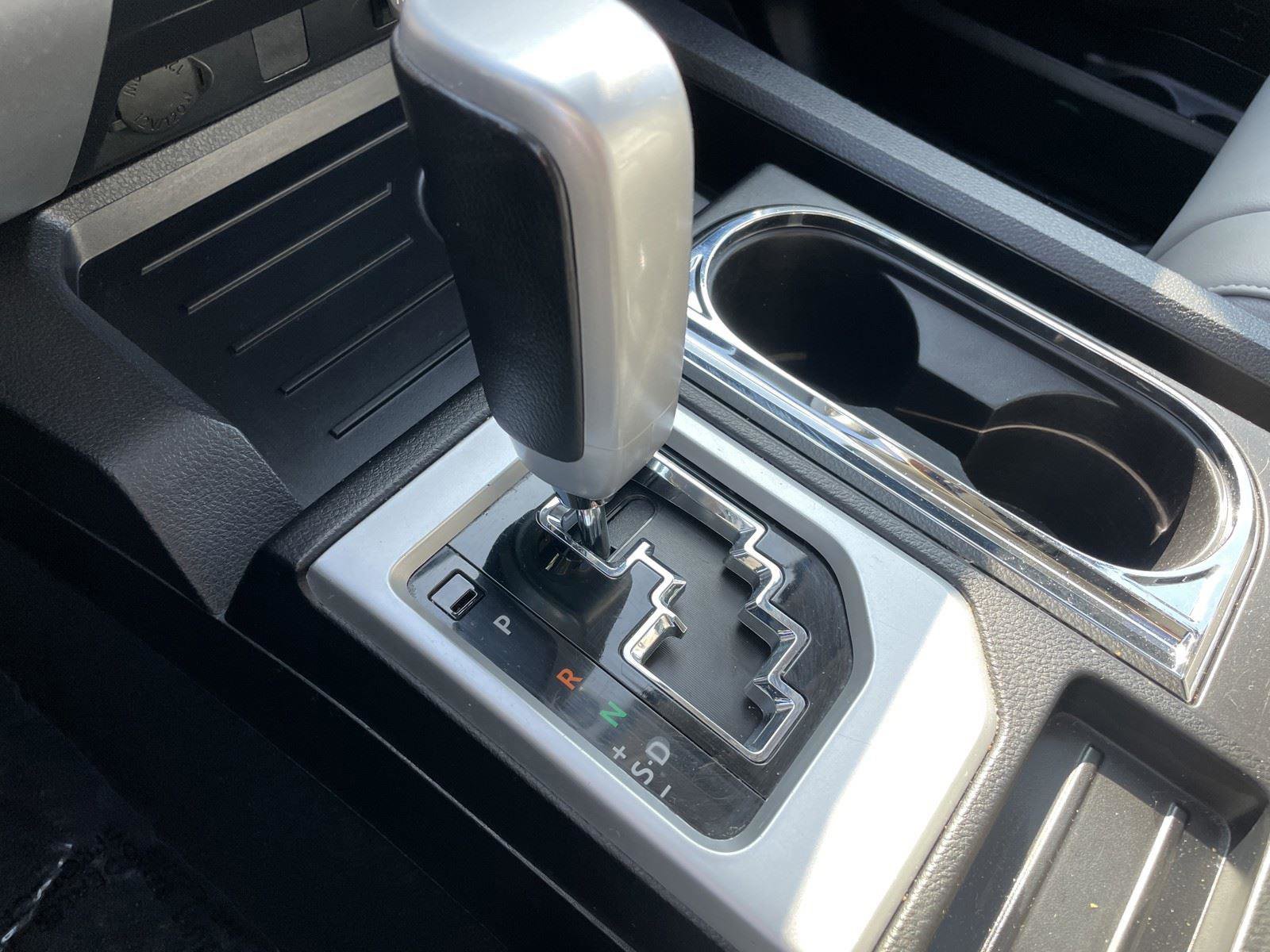 Used 2015 Toyota Tundra Limited image 23