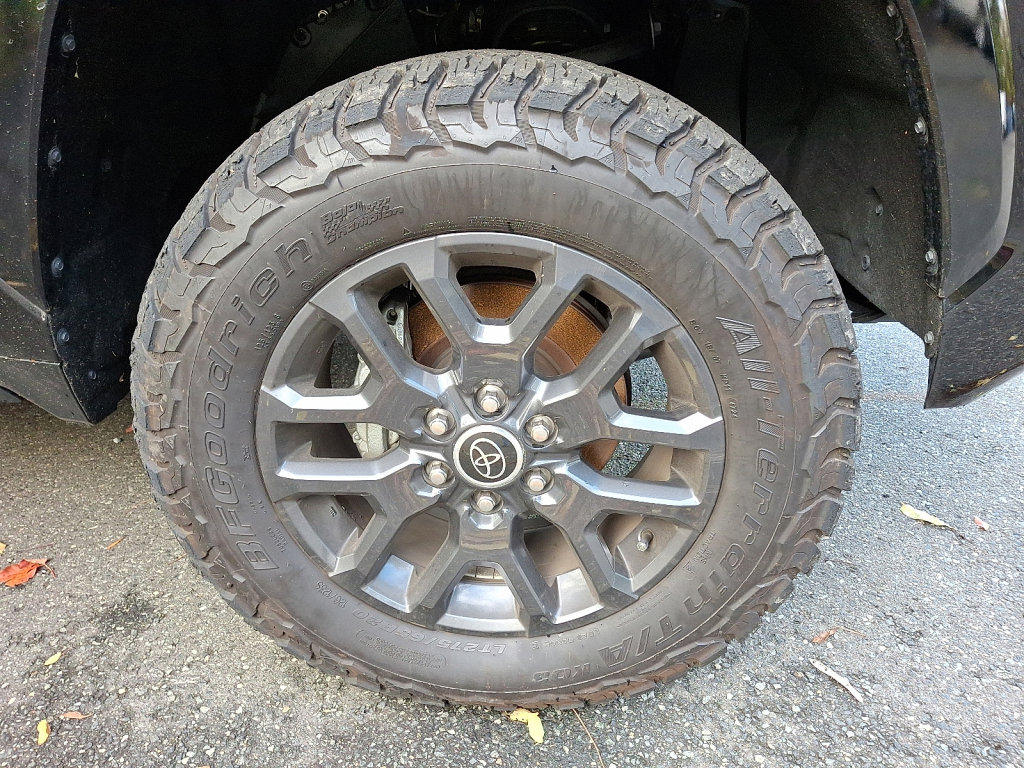 Used 2023 Toyota Tundra Platinum image 4