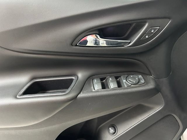 Used 2018 Chevrolet Equinox LT AWD/4WD image 17