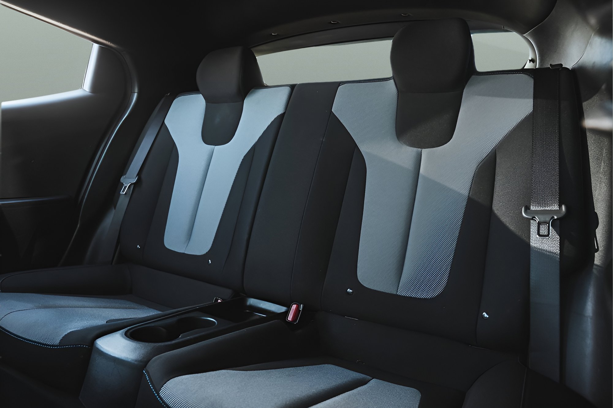 Used 2019 Hyundai Veloster 2.0 FWD image 14