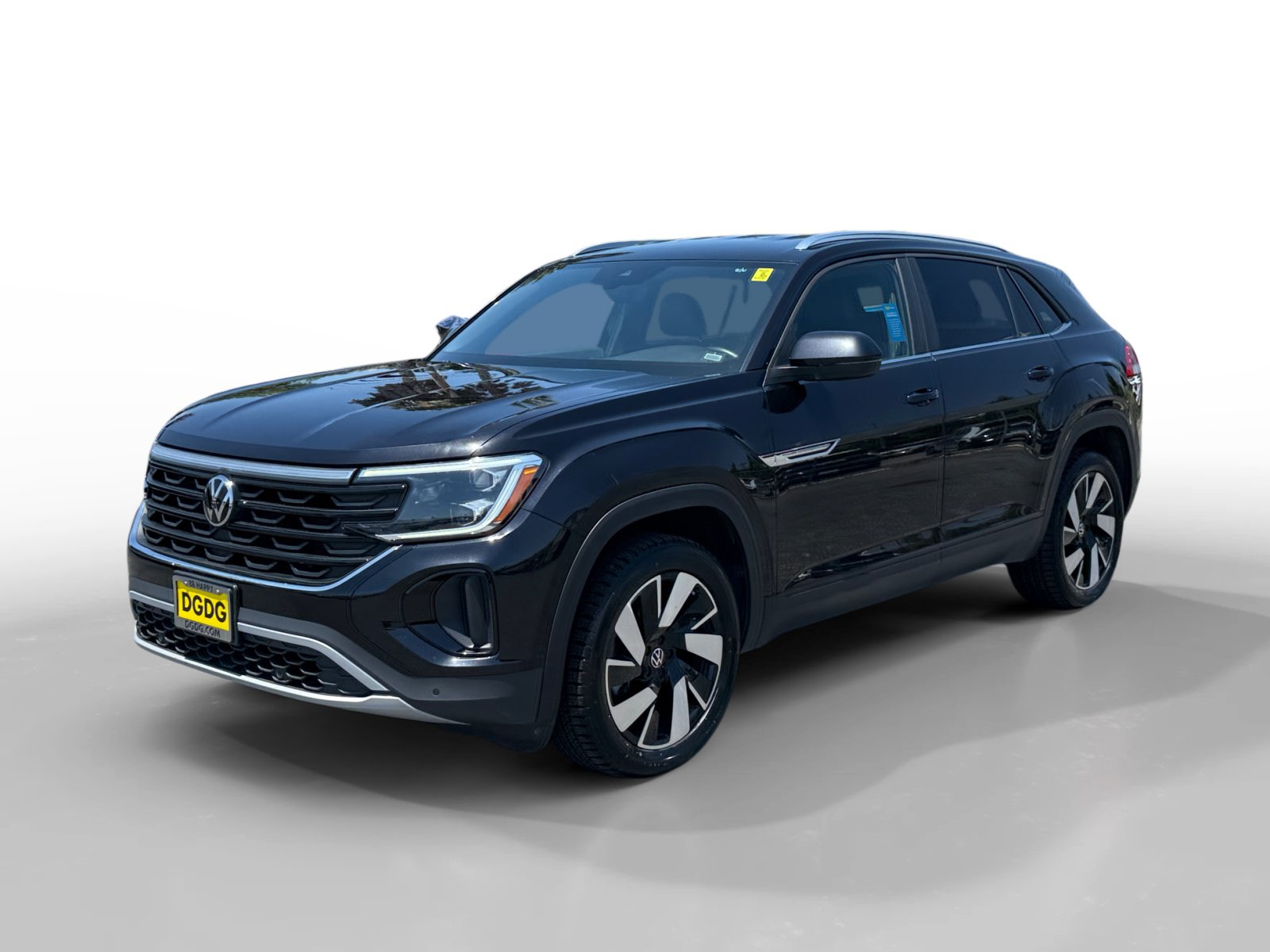 Used 2024 Volkswagen Atlas Cross Sport SE FWD image 1