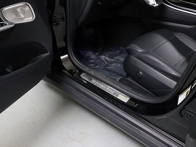 Certified 2023 Mercedes-Benz GLC 300 4MATIC image 26