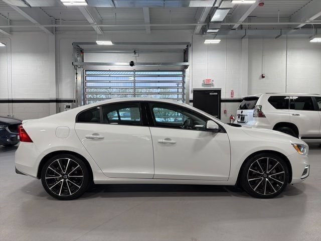 Used 2018 Volvo S60 T5 Dynamic w/ Vision Package AWD/4WD image 9